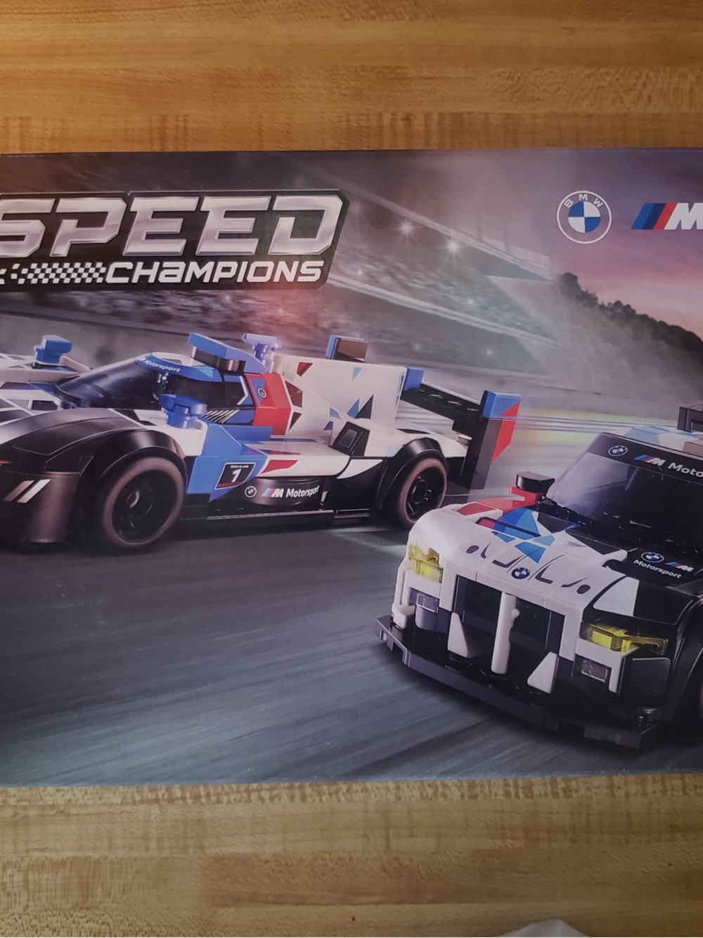 LEGO Speed Champions BMW Motorsport White, Blue & Red Race Duo